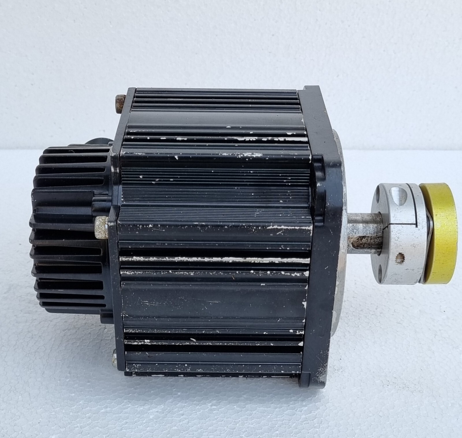 FUJI-Electric-GYG102C5-RG2-AC-SERVO-MOTOR-1kW-1333Hz-105V-64A-2-186309607941-7